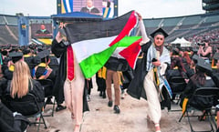 Universidad de Columbia cancela acto de graduación debido a protestas contra guerra en Gaza