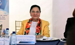 Fiscal general de Guatemala descarta su renuncia y ataca al presidente Arévalo