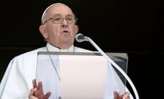 Papa Francisco dice que la economía liberal no acepta 'la justicia social'
