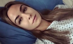 Odalys Ramírez advierte desde el hospital y con el ojo morado: 'aléjense de los mariscos'