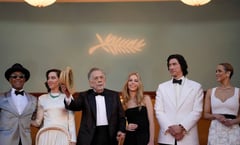 Ovacionan a Coppola en Cannes durante la premier de la cinta 'Magalopolis'