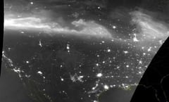 Las increíbles imágenes satelitales que muestran cómo se vio la tormenta solar geomagnética desde el espacio