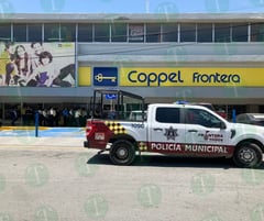 Vehículo se incendia en estacionamiento subterráneo de tienda Coppel en Frontera