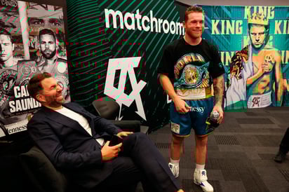 "Canelo" Álvarez contra Saunders Bate