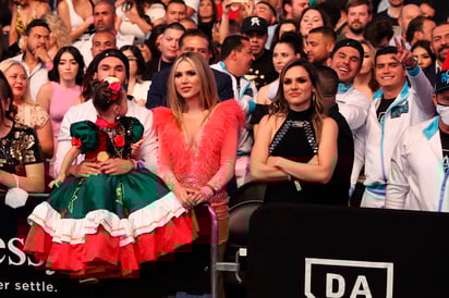 "Canelo" Álvarez contra Saunders Bate