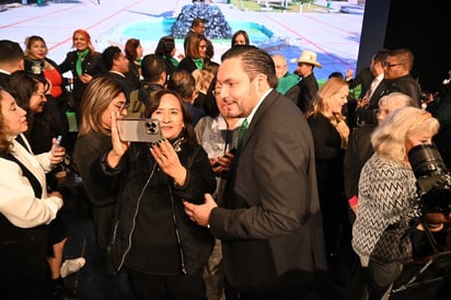 Carlos Villarreal Pérez toma protesta como alcalde de Monclova