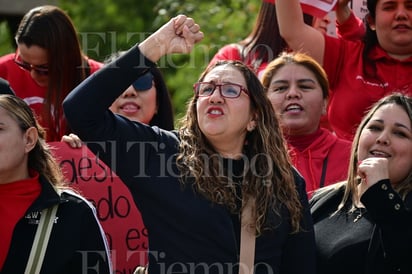 Manifestación y Marcha de docentes contra la ley del ISSSTE