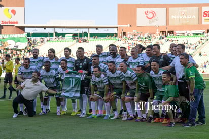 Homenaje a Oswaldo Sánchez 
