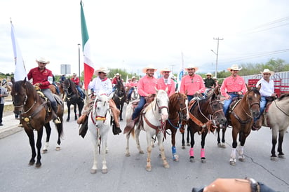 Cabalgata del aniversario  No. 336 de Monclova