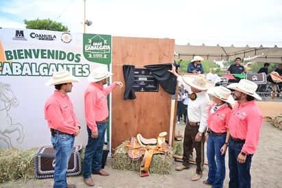 Cabalgata del aniversario  No. 336 de Monclova