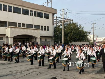 Desfile revolucionario en Monclova
