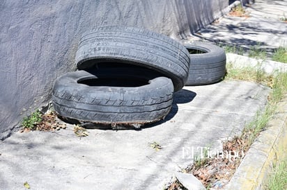 Las banquetas, espacios para caminar y convivir