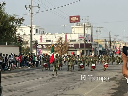 Desfile revolucionario en Monclova