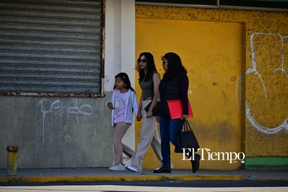 Las banquetas, espacios para caminar y convivir