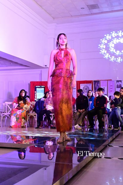 Pasarela CIMACO "Glamur Medieval"