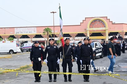 Civismo y tradición destacan en el desfile