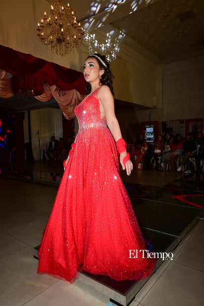 Pasarela CIMACO "Glamur Medieval"