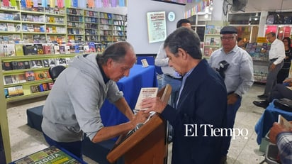 Presentación del libro El Pequeño monclovense  ilustrado de Juan Latapí
