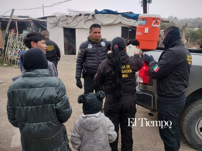 Agentes de AIC llevan apoyo y cercanía a sectores vulnerables de Monclova