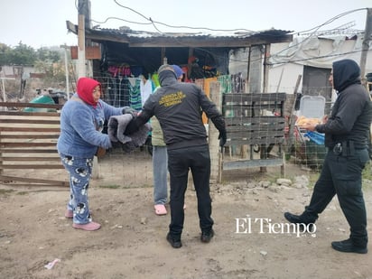Agentes de AIC llevan apoyo y cercanía a sectores vulnerables de Monclova