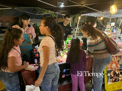 Mercadito de San Valentín se consolida como plataforma permanente para emprendedores en Monclova