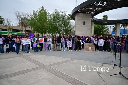 Mujeres de Monclova se concentran por igualdad y justicia