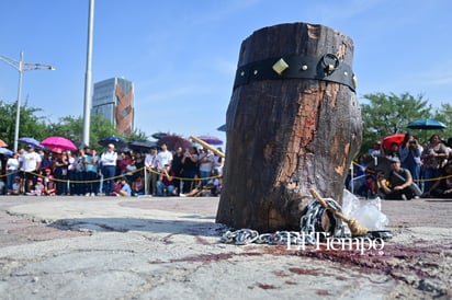 Viacrucis en Monclova
