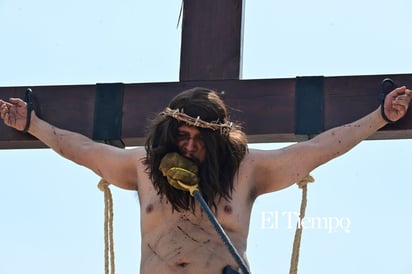 Viacrucis en Monclova