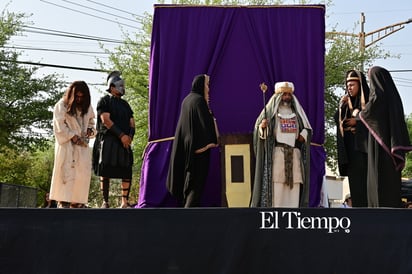 Viacrucis en Monclova