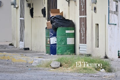 Contenedores rebasados reflejan hábitos en el manejo de residuos