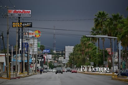 Bajo el cielo gris, Monclova no se detiene