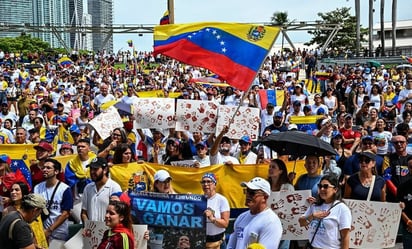 Venezolanos en Miami protestan contra el 'robo electoral'