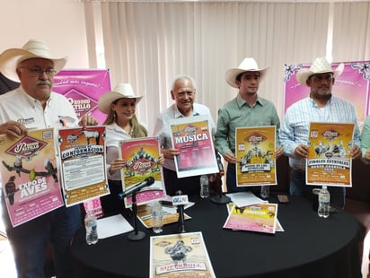 Promocionan en Piedras Negras el rodeo Saltillo