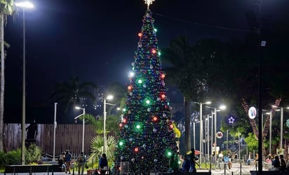 Nicolás Maduro reacciona a críticas por Navidad adelantada en Venezuela