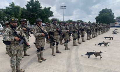 Arriban a Culiacán 100 elementos de Fuerzas Especiales del Ejército