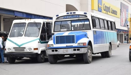 Estudiantes de Monclova gastan hasta mil pesos al mes en transporte público