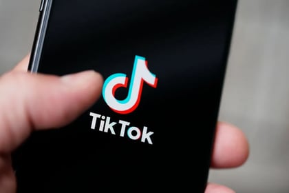 Investigan en Italia a TikTok por contenido peligroso que incitan a la 'autolesión'