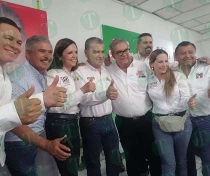 Miguel Ángel Riquelme acompañó a Sari Pérez Cantú en su campaña 
