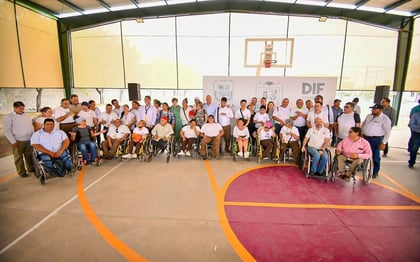 Superviso la techumbre del centro de discapacidad 'Abriendo Caminos' en Torreón, Román Cepeda
