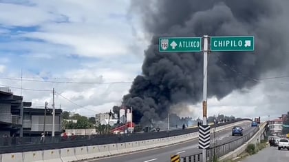 Se registra fuerte incendio en Atlixco-Puebla