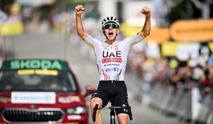 Tadej Podacar exhibió a Jonas Vingegaard en el Galibier y es líder del Tour de Francia