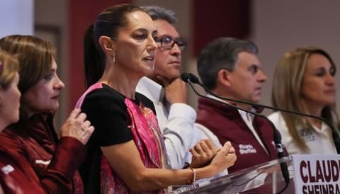 Sheinbaum denuncia entrega de 'tarjeta rosa' con 9 mil pesos en Guanajuato