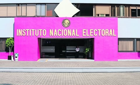 INE sustituye a más de 8 mil funcionarios de casilla en Tabasco