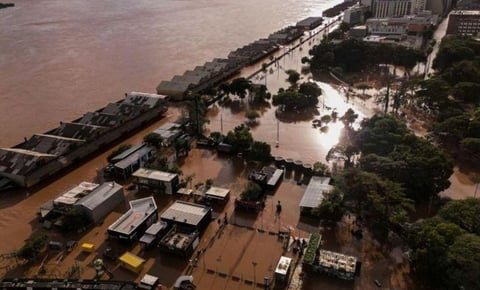 Refuerzan seguridad en albergues del sur de Brasil por robos y violaciones tras inundación