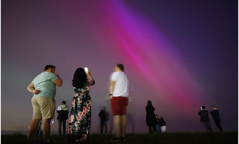 Tormenta solar "extrema" deja espectaculares auroras boreales en el mundo