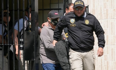 Revoca orden de arresto contra hermano de Dina Boluarte, presidenta de Perú, tras 7 días detenido