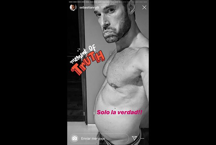 Sebastián Rulli “no está embarazado”, así es su panza