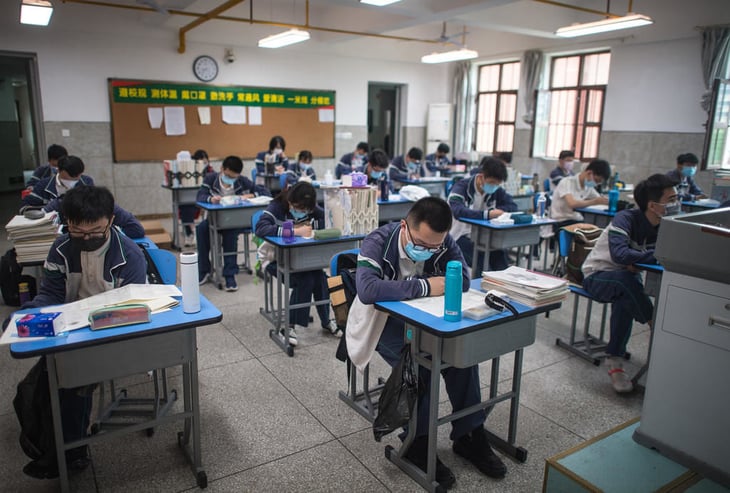 Reabre Wuhan 121 instituciones educativas