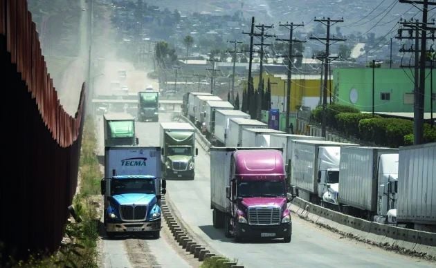 Cae 72% la venta de camiones pesados en abril