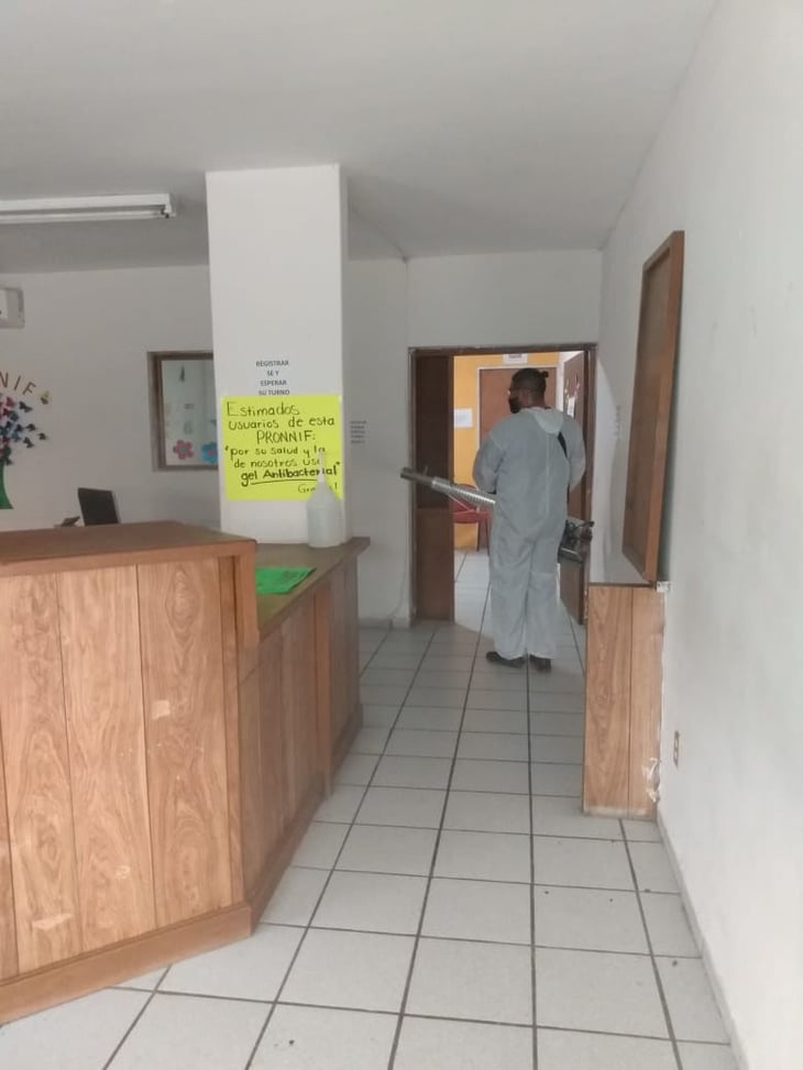 Sanitizan las  oficinas de la PRONNIF  Región Centro